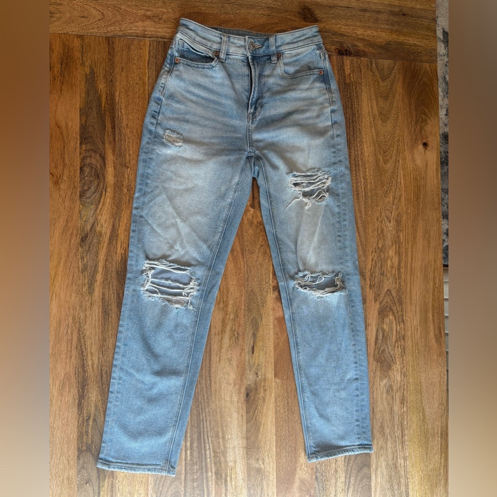 American Eagle Outfitters Light Blue Denim Jeans